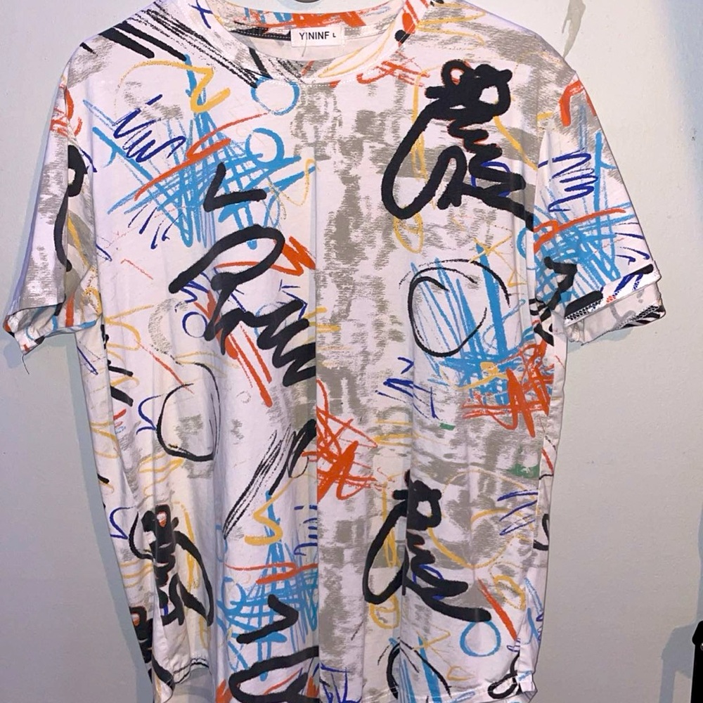 Multi color t shirt

#emo #streetwear